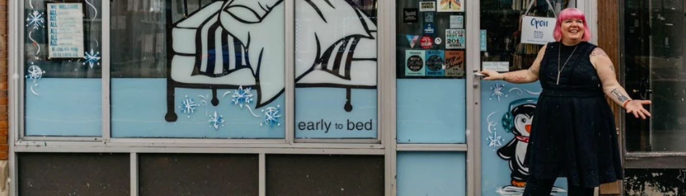 Early to Bed — Shopping in Chicago