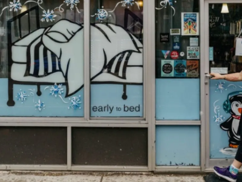 Early to Bed — Shopping in Chicago