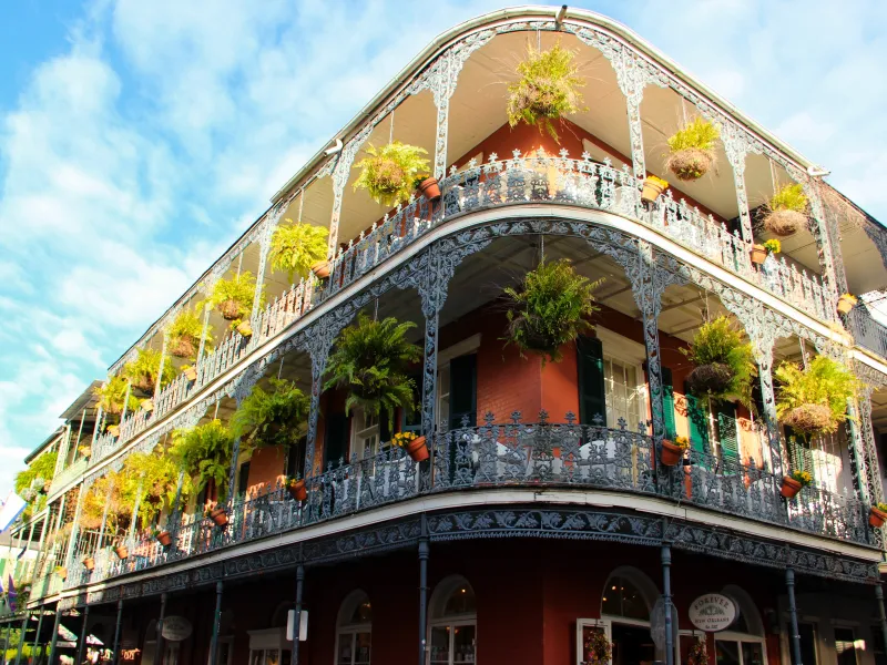 Gay New Orleans — city guide