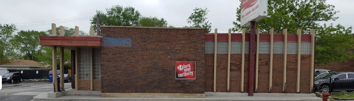 Southwest Book & Video — Shopping in Chicago