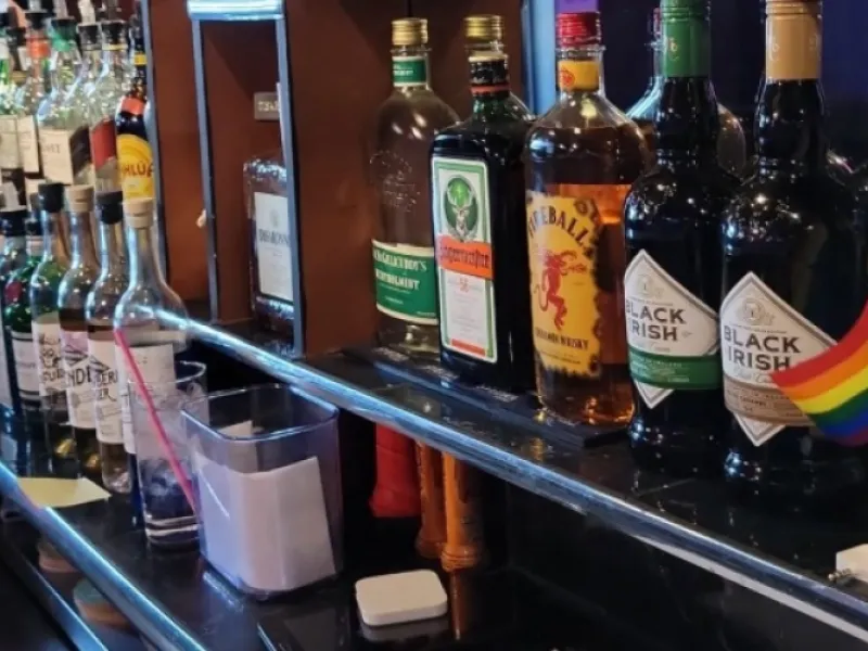 R & R Denver — Bars & Clubs in Denver