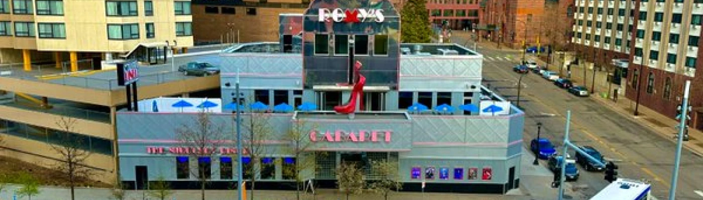 Roxy’s Cabaret — Things to do in Minneapolis
