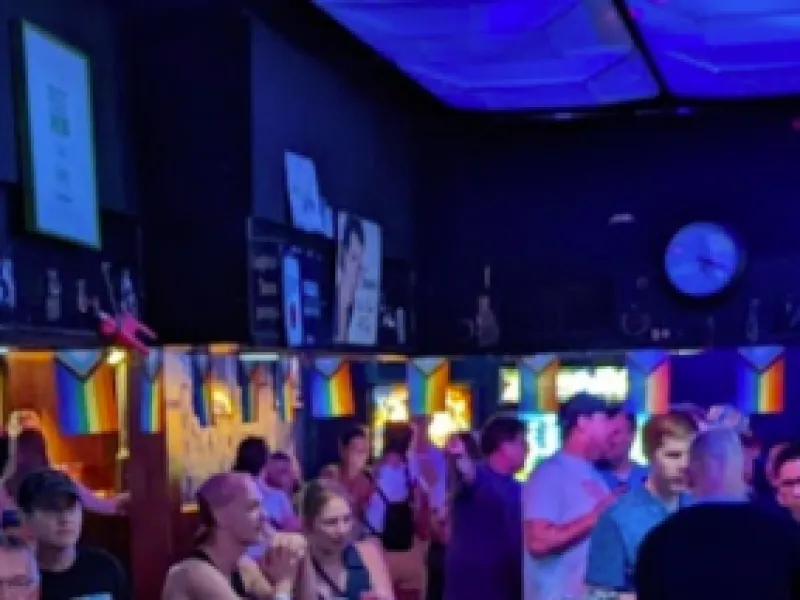19 Bar — Bars & Clubs in Minneapolis