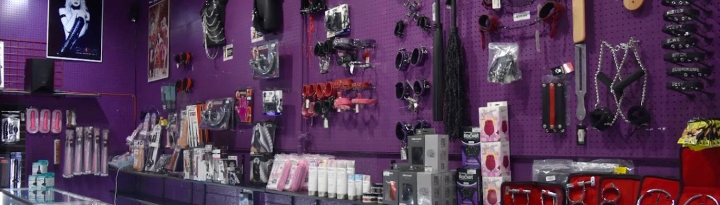 Janet's Dungeon — Shopping in Detroit