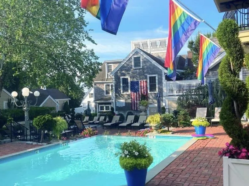 Shipwreck Lounge — Bars & Clubs in Boston
