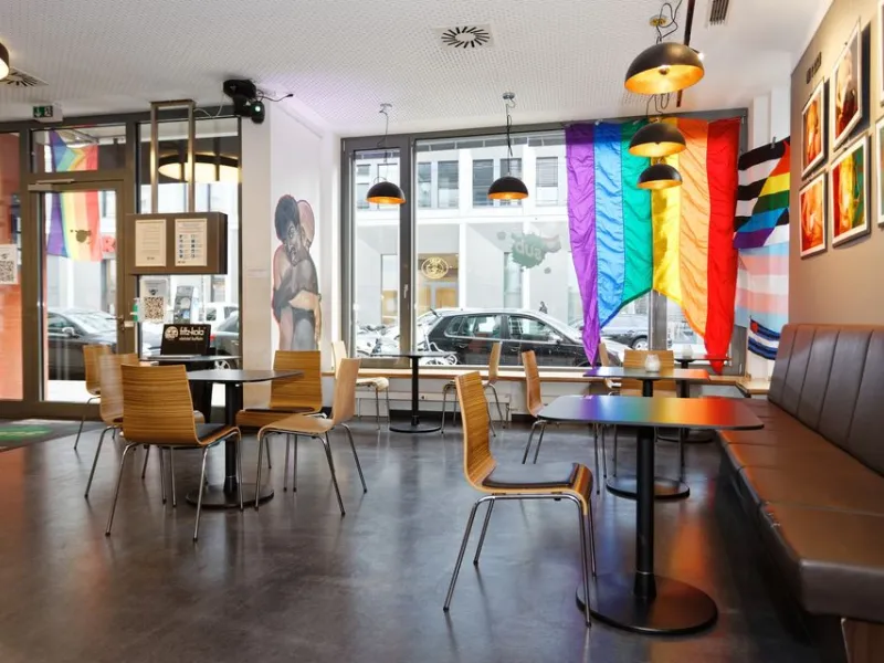 Sub - Schwules Kommunikations- und Kulturzentrum München e.V. — Restaurants & Cafés in Munich