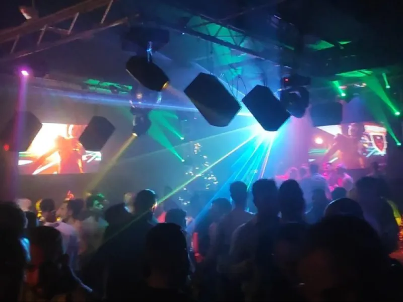 Refugio — Bars & Clubs in Alicante