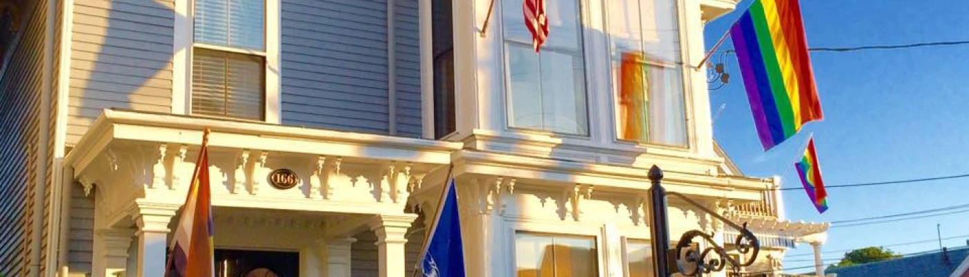 Queen Vic Guest House Provincetown — Hotels in Provincetown
