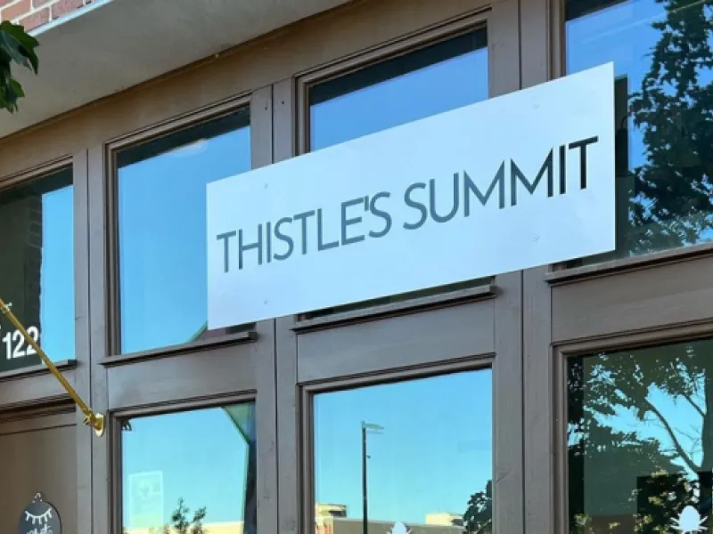Thistle's Summit — Restaurants & Cafés in Des Moines