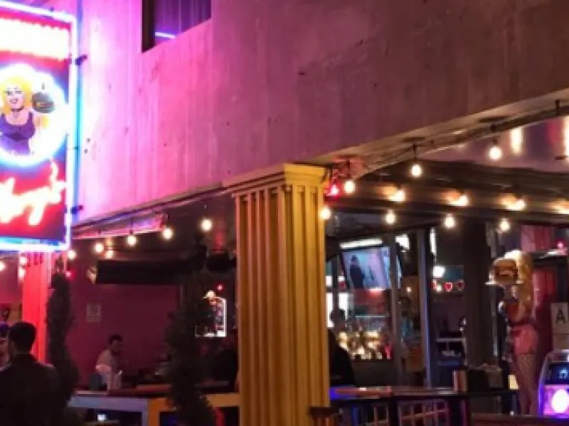 Hamburger Mary's — Restaurants & Cafés in Los Angeles