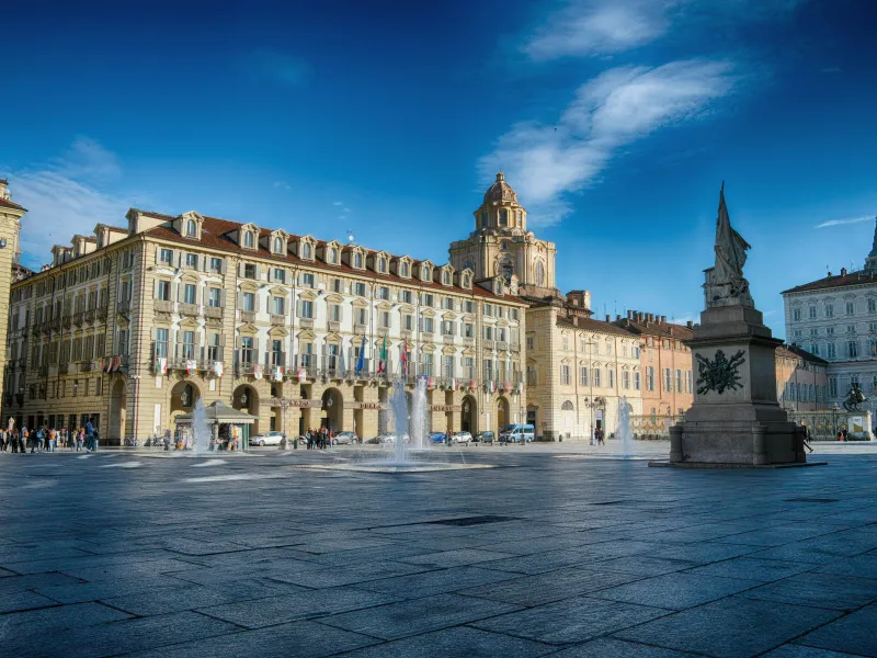 Gay Turin — city guide