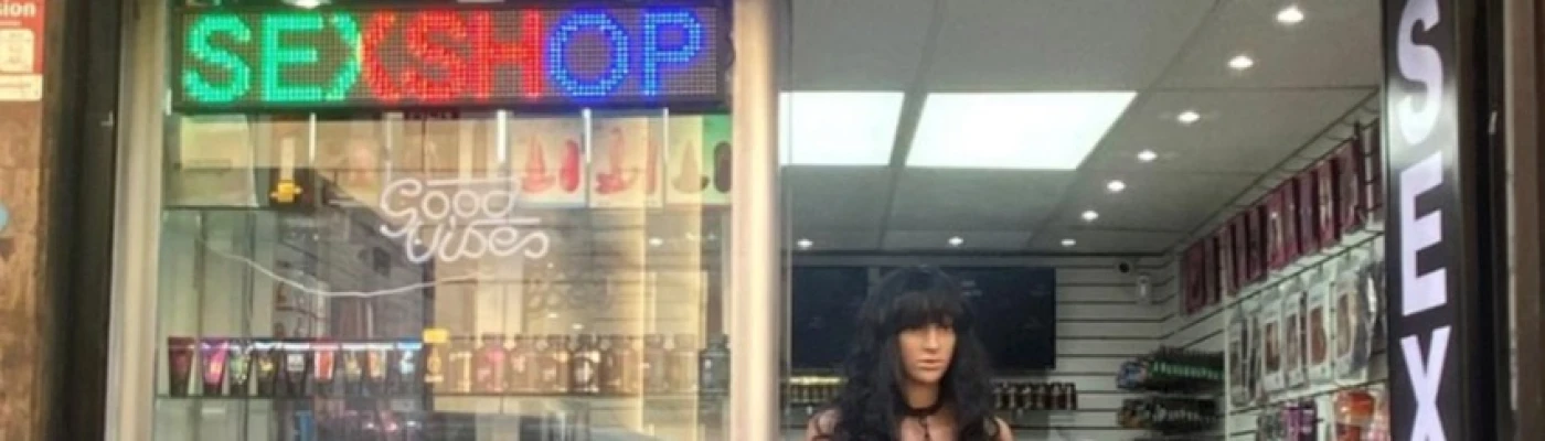 SEXRAM — Shopping in Santiago