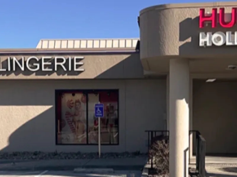 HUSTLER Hollywood — Shopping in Reno