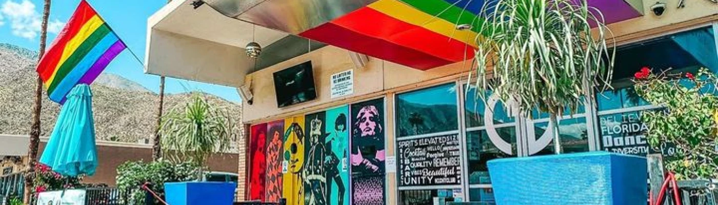 Hunters Palm Springs — Restaurants & Cafés in Palm Springs