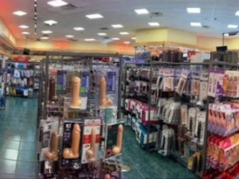Alternatives of New Fine Arts — Shopping in Dallas