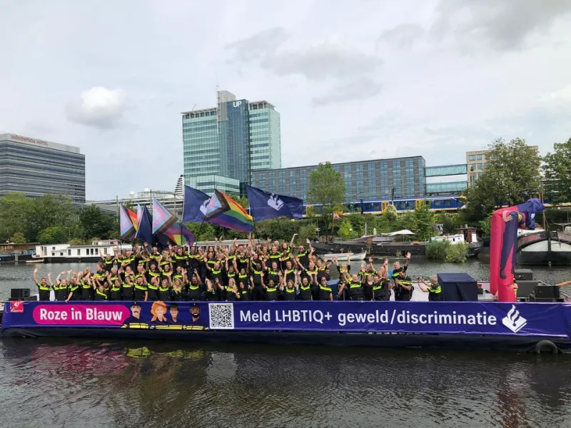 Roze in Blauw — Organizations in Amsterdam