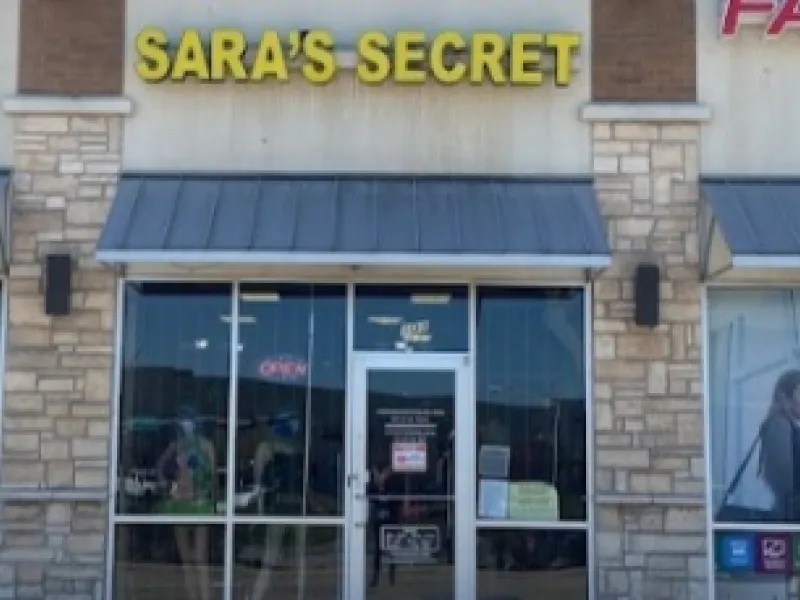 Sara's Secret – N Cockrell Hill Rd — Shopping in Dallas