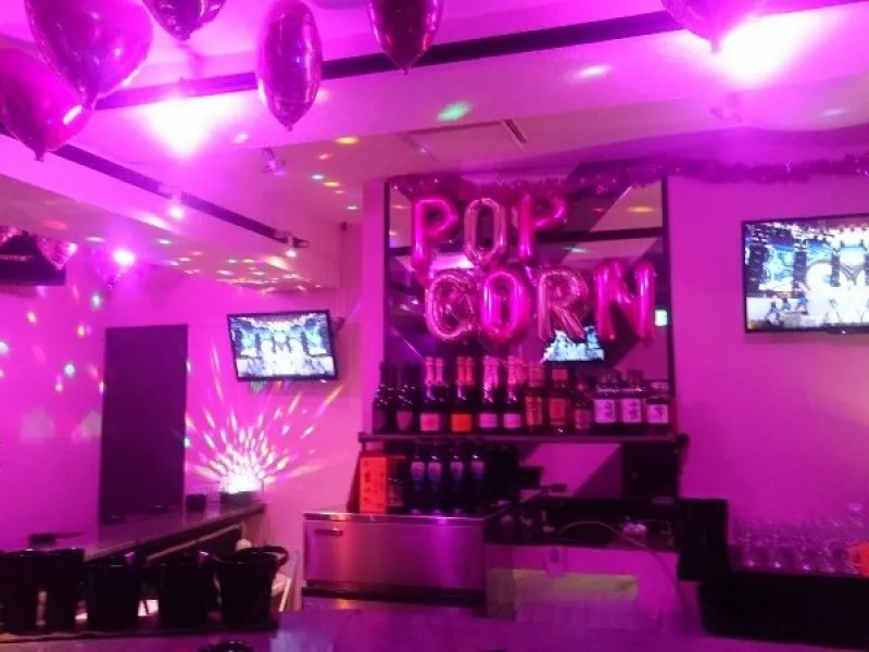 ニューハーフBar ポップコーン – Halft popcorn — Bars & Clubs in Tokyo