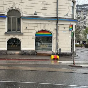 Street Pride Bar