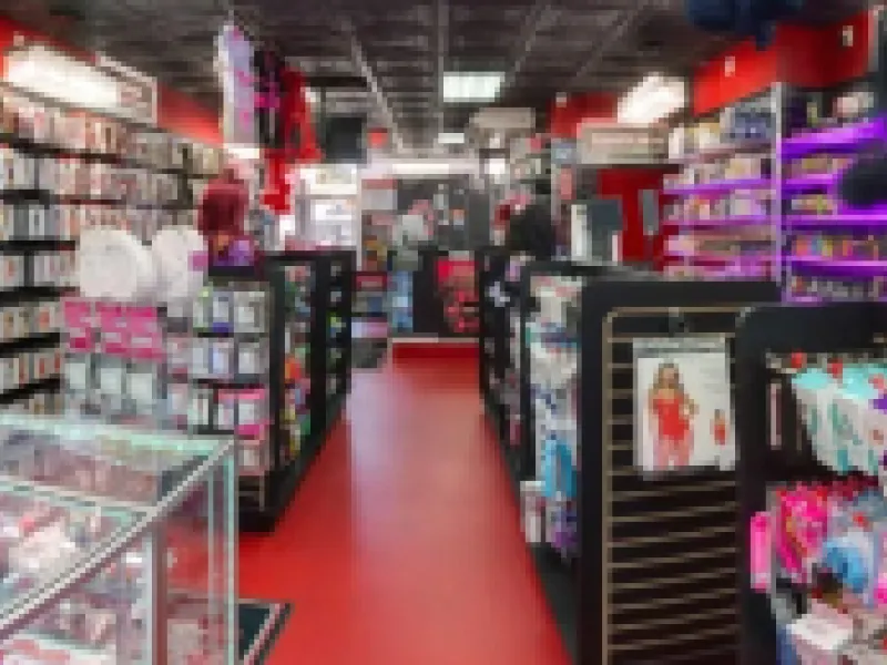 Romantic Depot Brooklyn Lingerie Store, Sex Shop, Sex Store with Adult Toys located on Flatbush Avenue — Shopping in New York