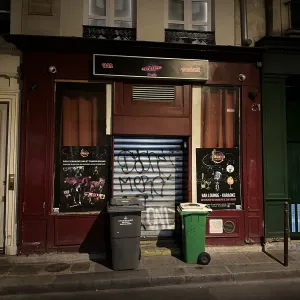 lenchanteurparis