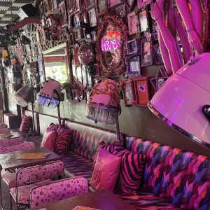 Priscilla Cafe