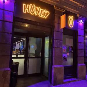 Honey Furry Bar