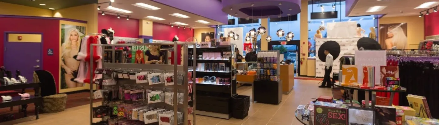 HUSTLER Hollywood — Shopping in San Jose