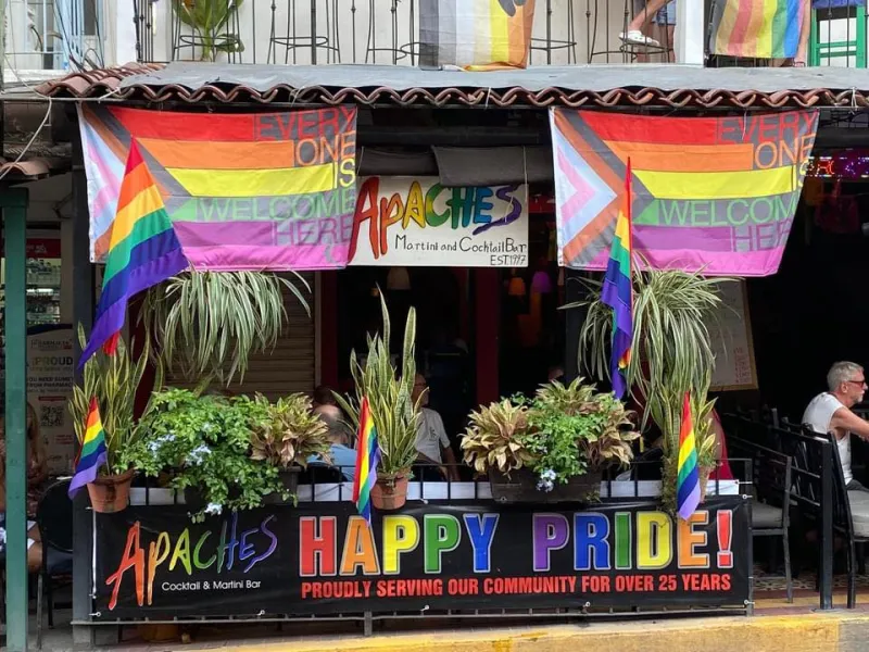 Apaches Martini & Cocktail Bar — Bars & Clubs in Puerto Vallarta