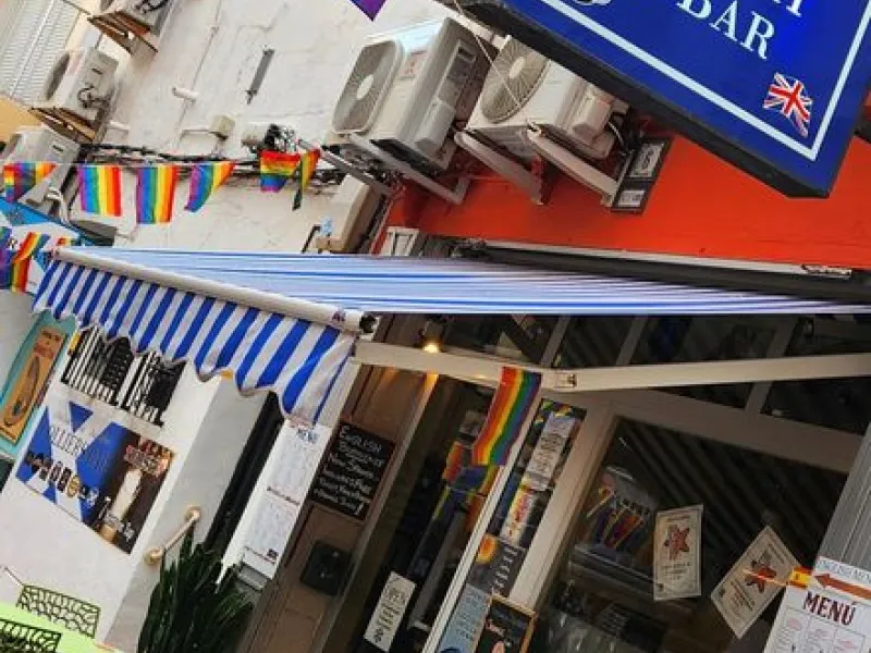 Caspers Eatery & Bar — Restaurants & Cafés in Benidorm