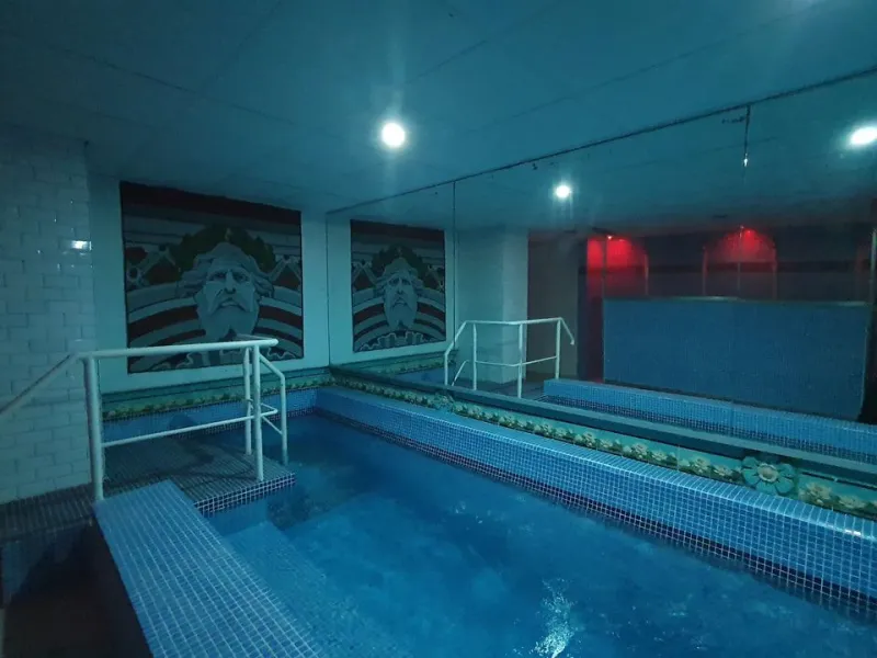 Les Bains d'Odessa — Saunas in Paris